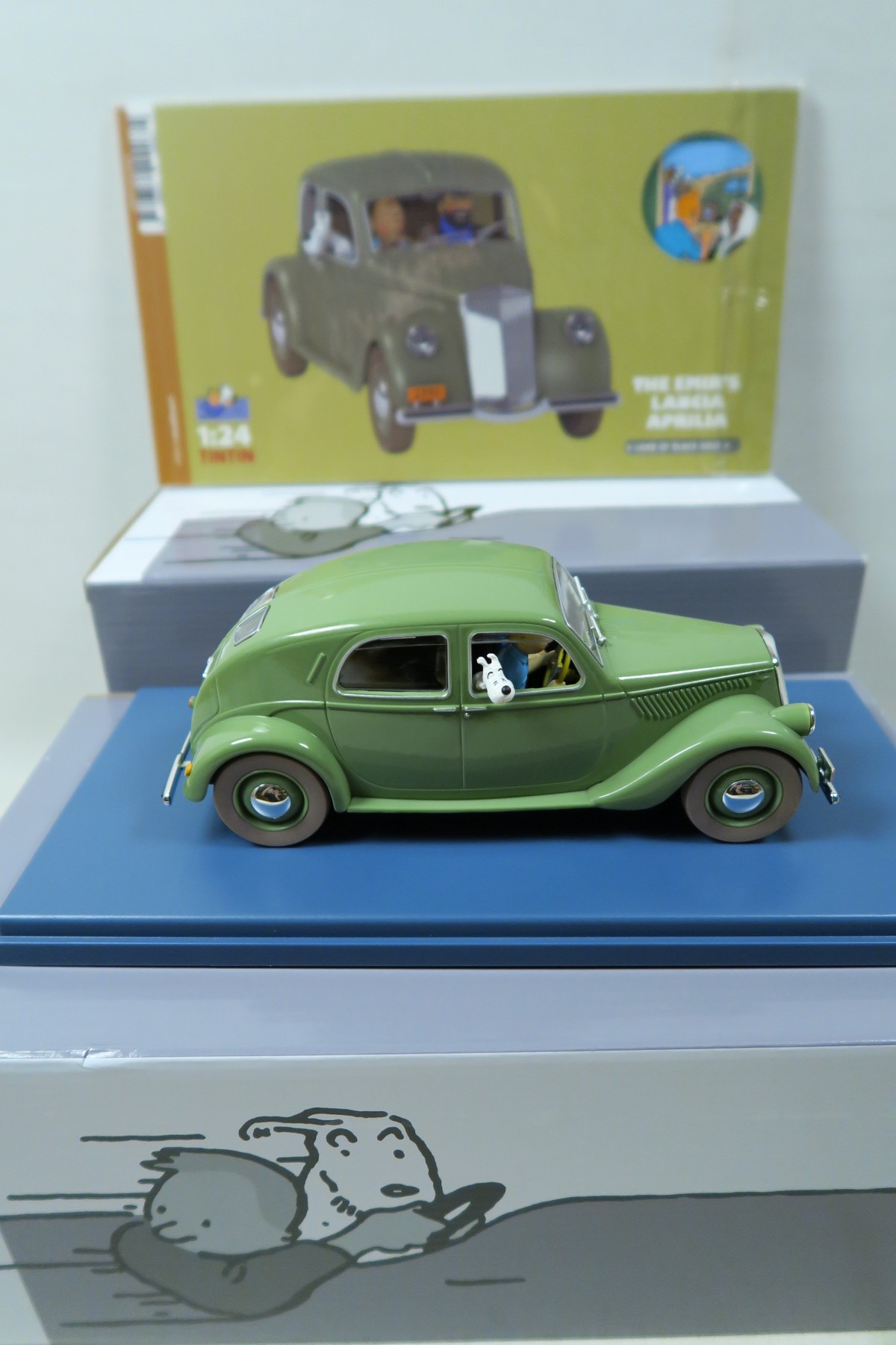 Tim & Struppi Tintin Auto 1/24 Lancia Aprilia Moulinsart 29944 Tim & Struppi Tintin Auto 1/24 Lancia Aprilia Moulinsart 29944