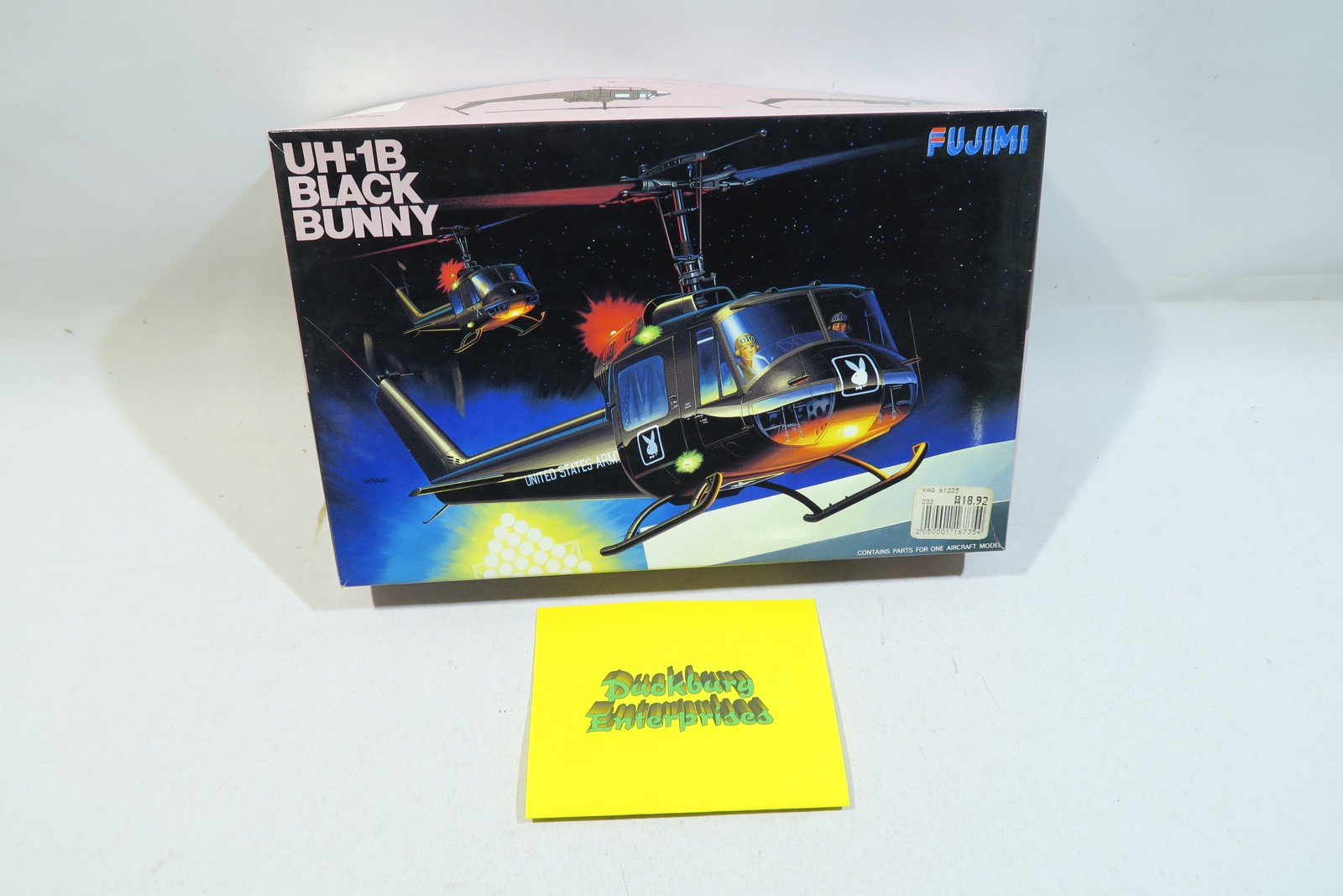 Fujimi Q-3 UH-1B Black Bunny Helicopter 1:48 mb12421 Fujimi Q-3 UH-1B Black Bunny Helicopter 1:48 mb12421