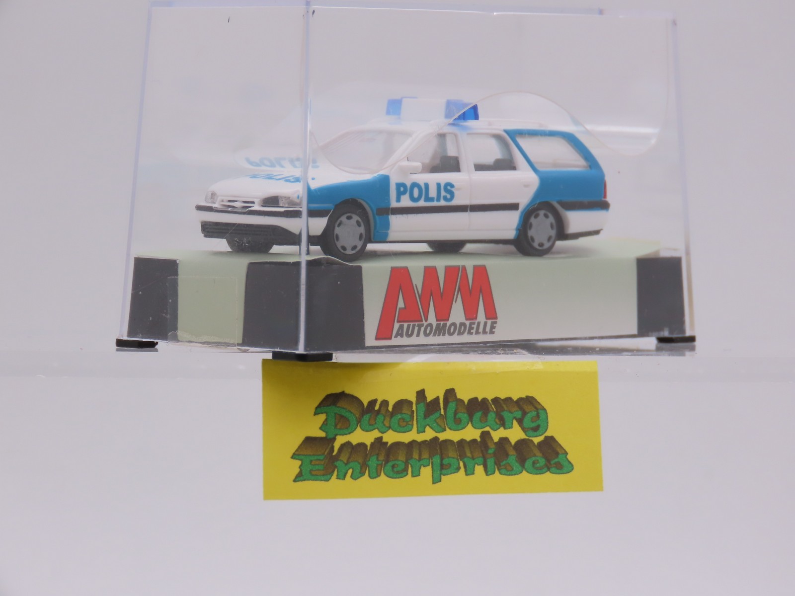 AWM 72119 Opel Kombi Polis Polizei Schweden weiß in OVP 1:87 192895 AWM 72119 Opel Kombi Polis Polizei Schweden weiß in OVP 1:87 192895
