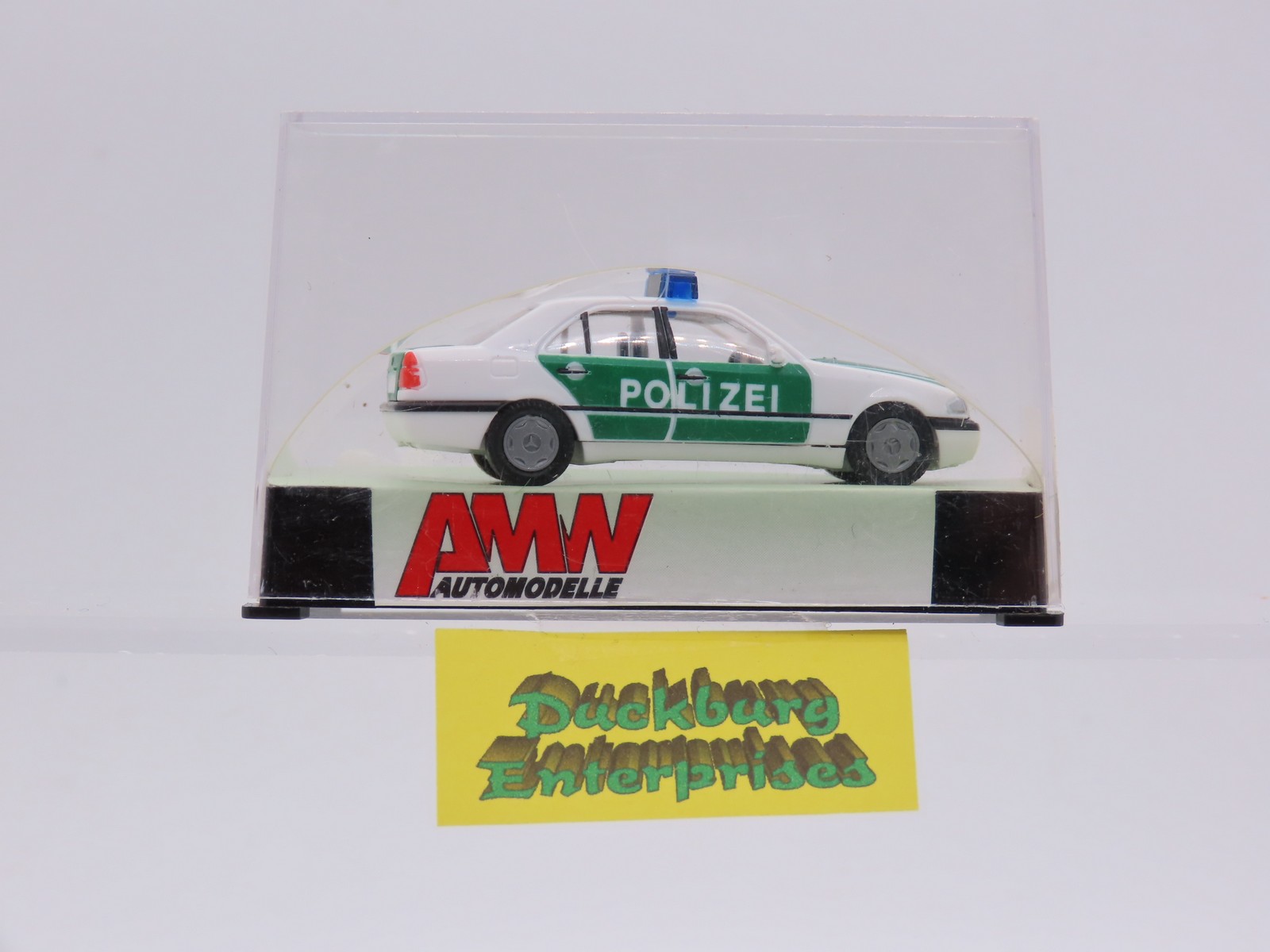 AMW 72151 Mercedes Benz C-Klasse Polizei grün weiß in OVP 1:87 187835 AMW 72151 Mercedes Benz C-Klasse Polizei grün weiß in OVP 1:87 187835