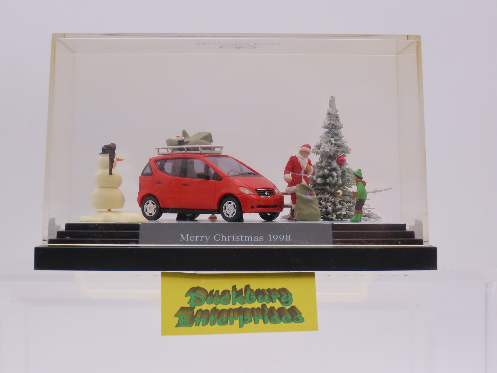 Busch Diorama x Mercedes Benz A Klasse Weihnachten 1998 rot in OVP 1:87 188381 Busch Diorama x Mercedes Benz A Klasse Weihnachten 1998 rot in OVP 1:87 188381