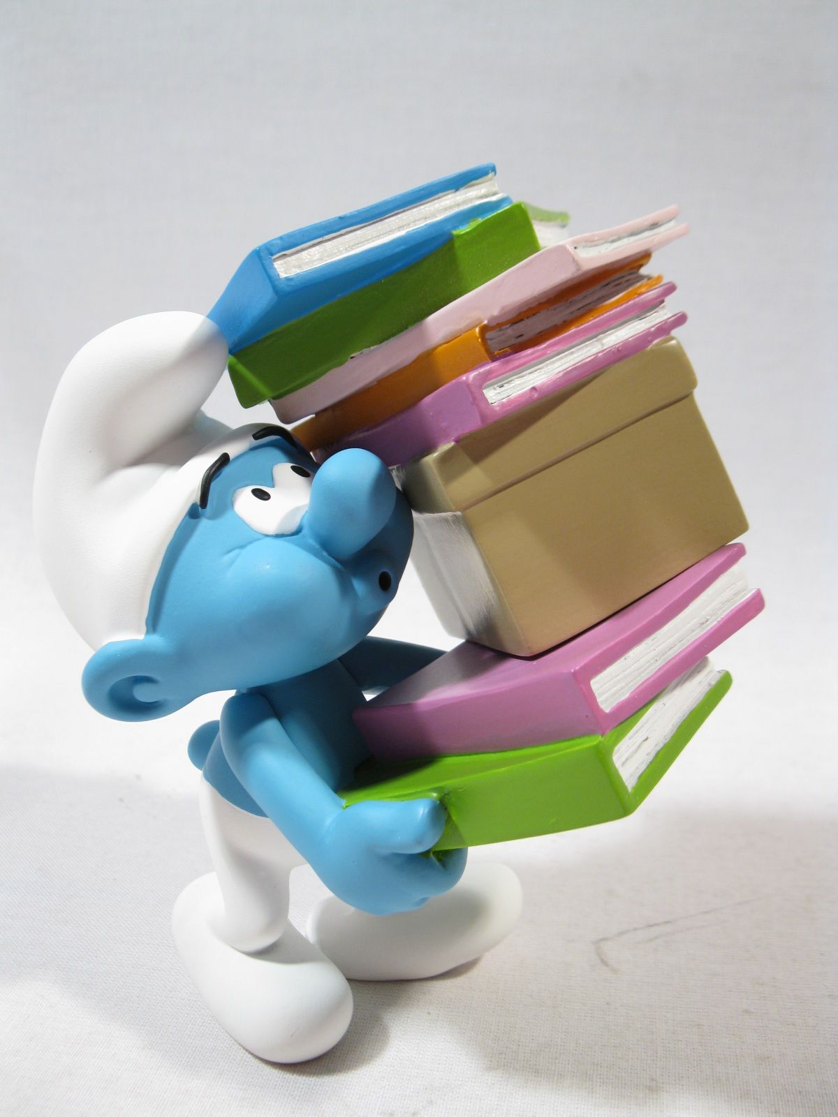 Kunstharz Schlumpf mit Bücher Plastoy resin smurf puffi p180 Kunstharz Schlumpf mit Bücher Plastoy resin smurf puffi p180