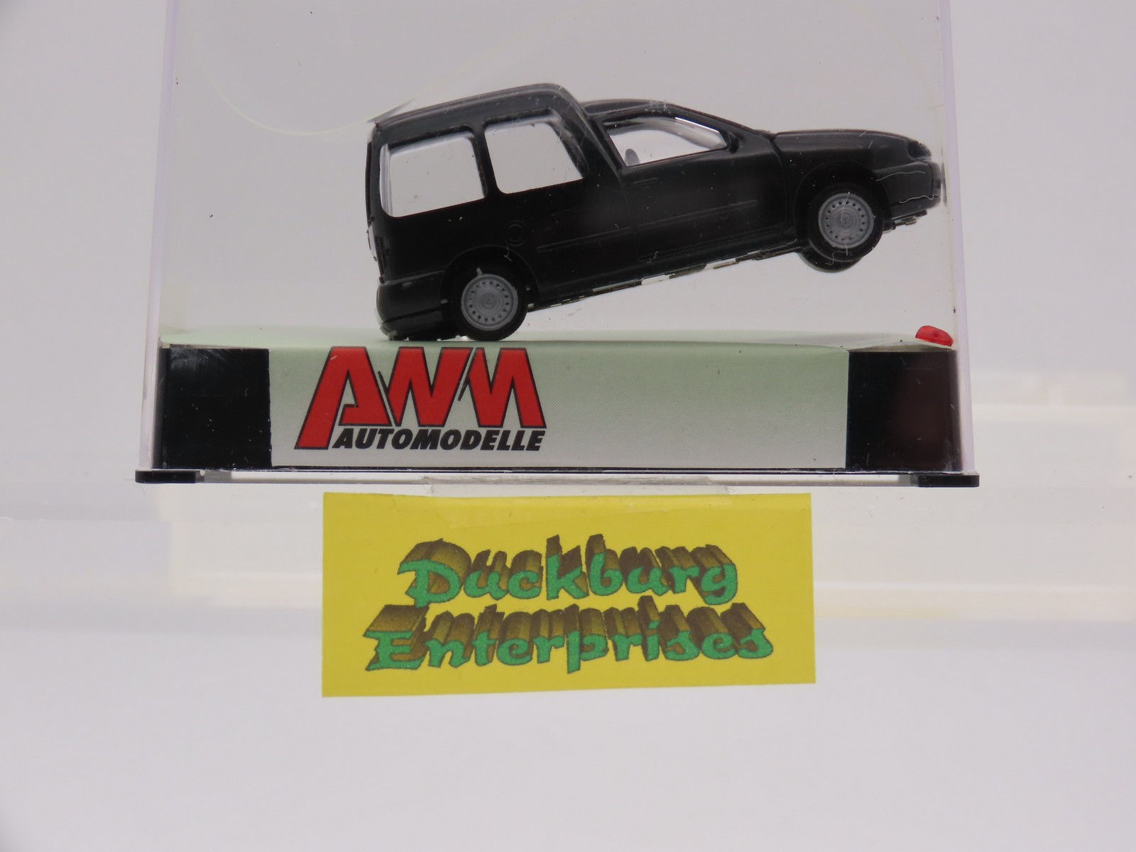AWM 0720 VW Caddy II Kombi schwarz in OVP 1:87 192857