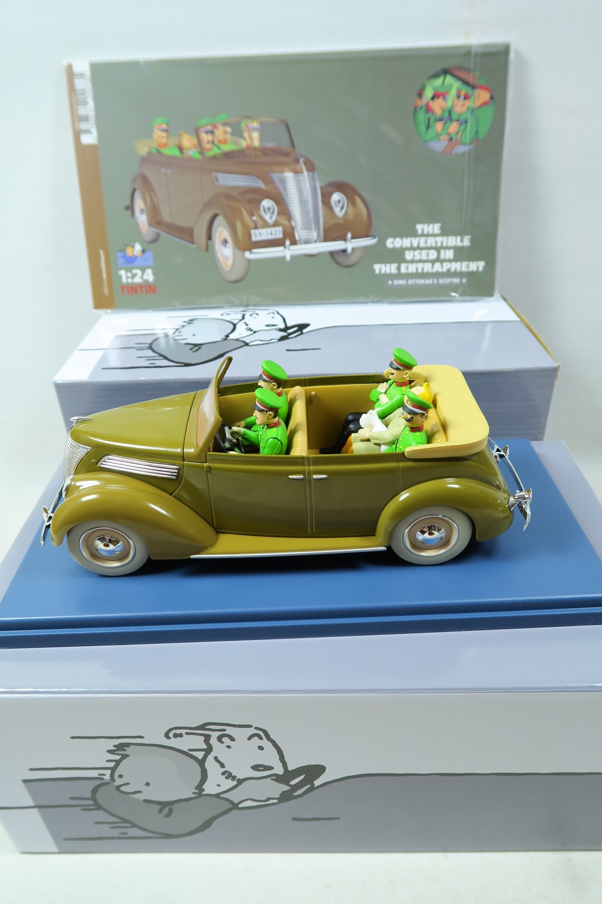 Tim & Struppi Tintin Auto 1/24 Ford Convertible Moulinsart 29950 Tim & Struppi Tintin Auto 1/24 Ford Convertible Moulinsart 29950