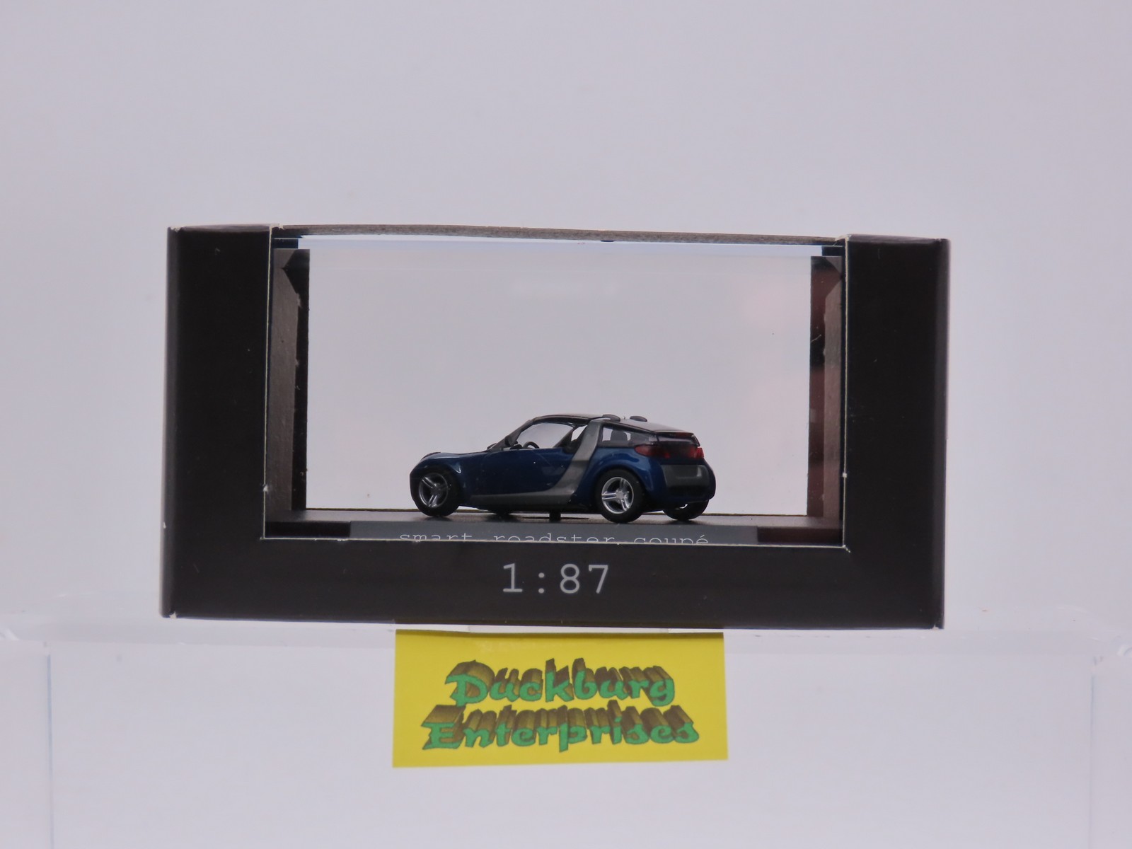 Busch x Smart Roadster Coupe Star Blue smartware blau in OVP 1:87 188007 Busch x Smart Roadster Coupe Star Blue smartware blau in OVP 1:87 188007
