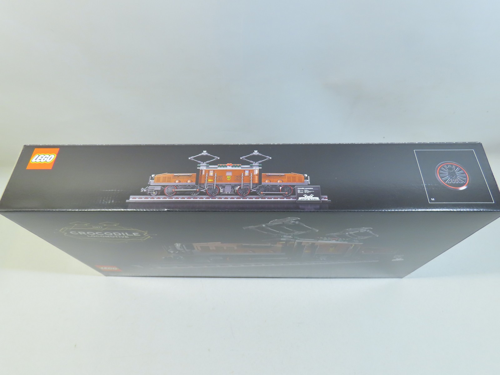 Lego 10277  Lokomotive Krokodil  MIB / in OVP L3305