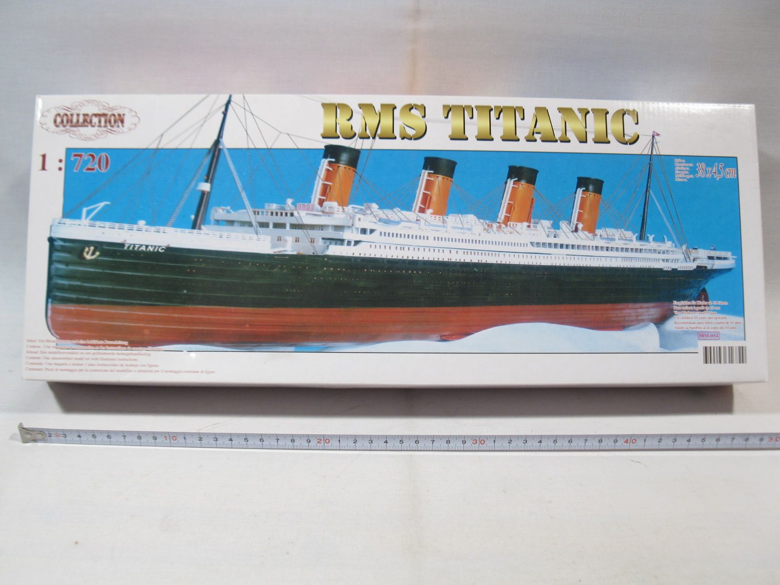 Collection Modellbausatz RMS Titanic 1:720 in box mb229 Collection Modellbausatz RMS Titanic 1:720 in box mb229