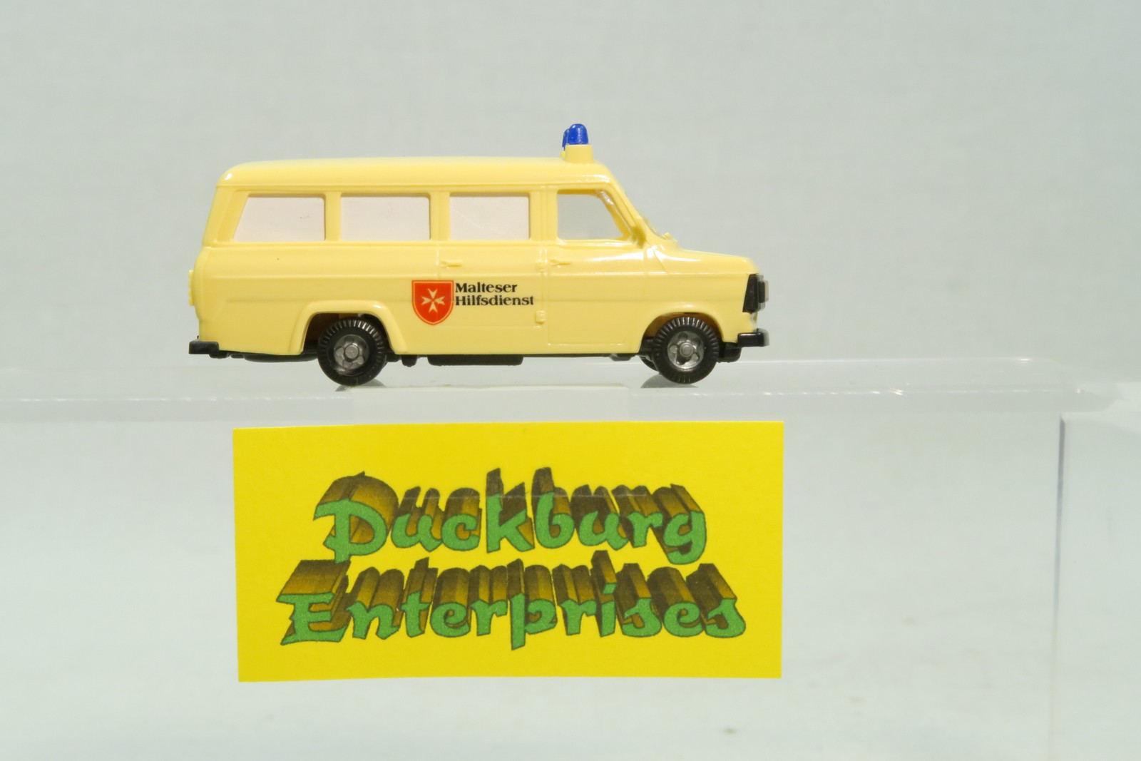Praline 1:87 LKW x Ford Transit Malteser Hilfsdienst  lose 177049
