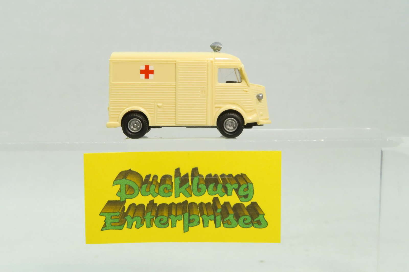 Praline 1:87 PKW x Citroen HY Krankenwagen rotes Kreuz  lose 177051
