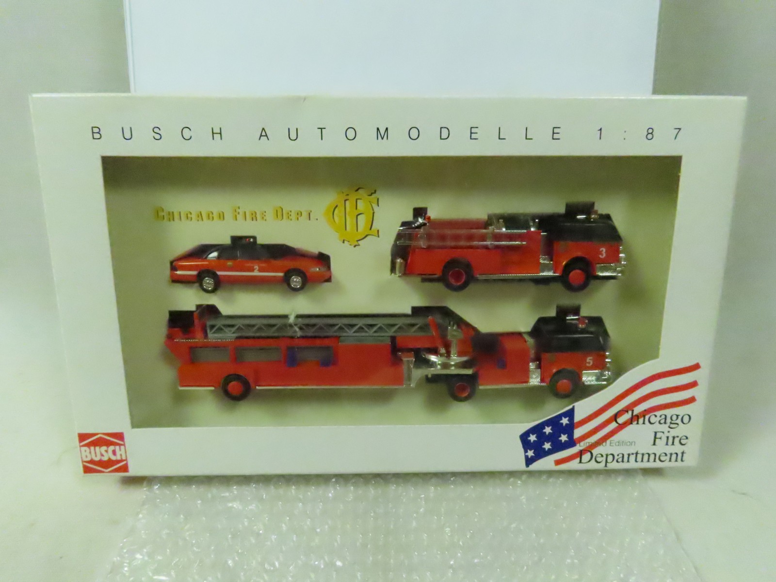 Busch 49927 Feuerwehr Set Chicago Fire Department Set in OVP 1:87 177505 Busch 49927 Feuerwehr Set Chicago Fire Department Set in OVP 1:87 177505