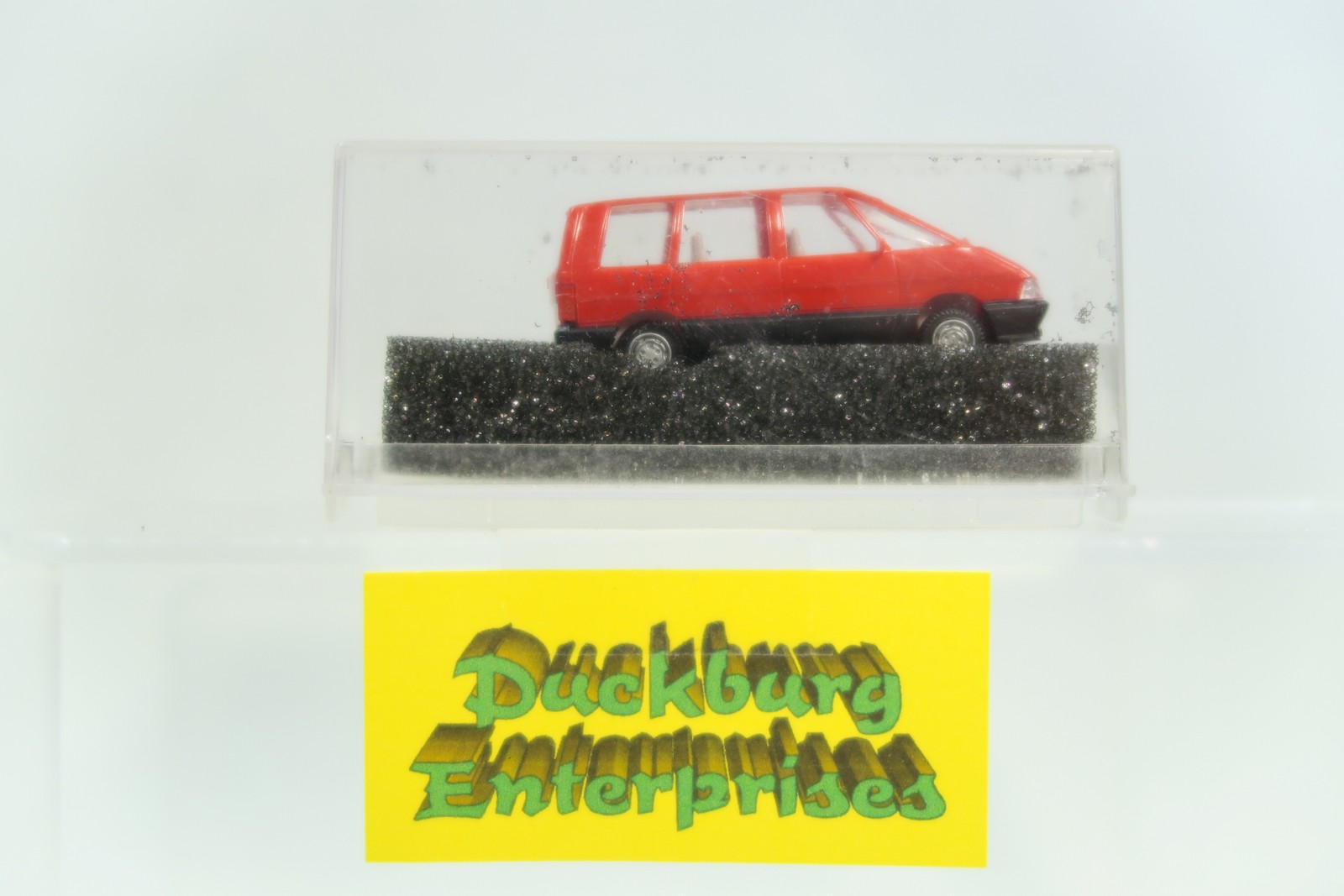 Praline / Revell  1:87 LKW 5500 Renault Espace Limousine rot in OVP 174769