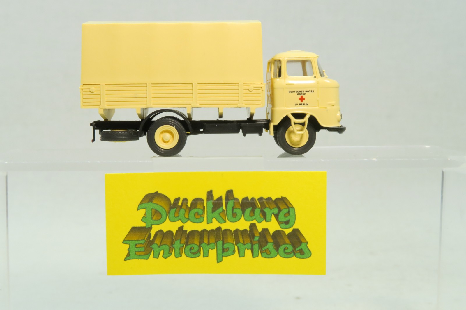 ? 1:87 LKW x IFA W 50 Pritsche Plane DRK LV Berlin lose 177019 ? 1:87 LKW x IFA W 50 Pritsche Plane DRK LV Berlin lose 177019