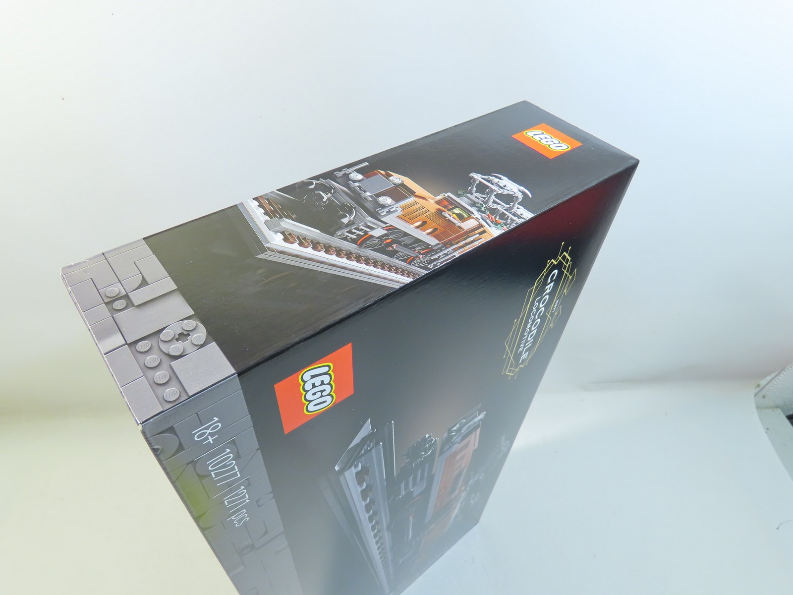 Lego 10277  Lokomotive Krokodil  MIB / in OVP L3305