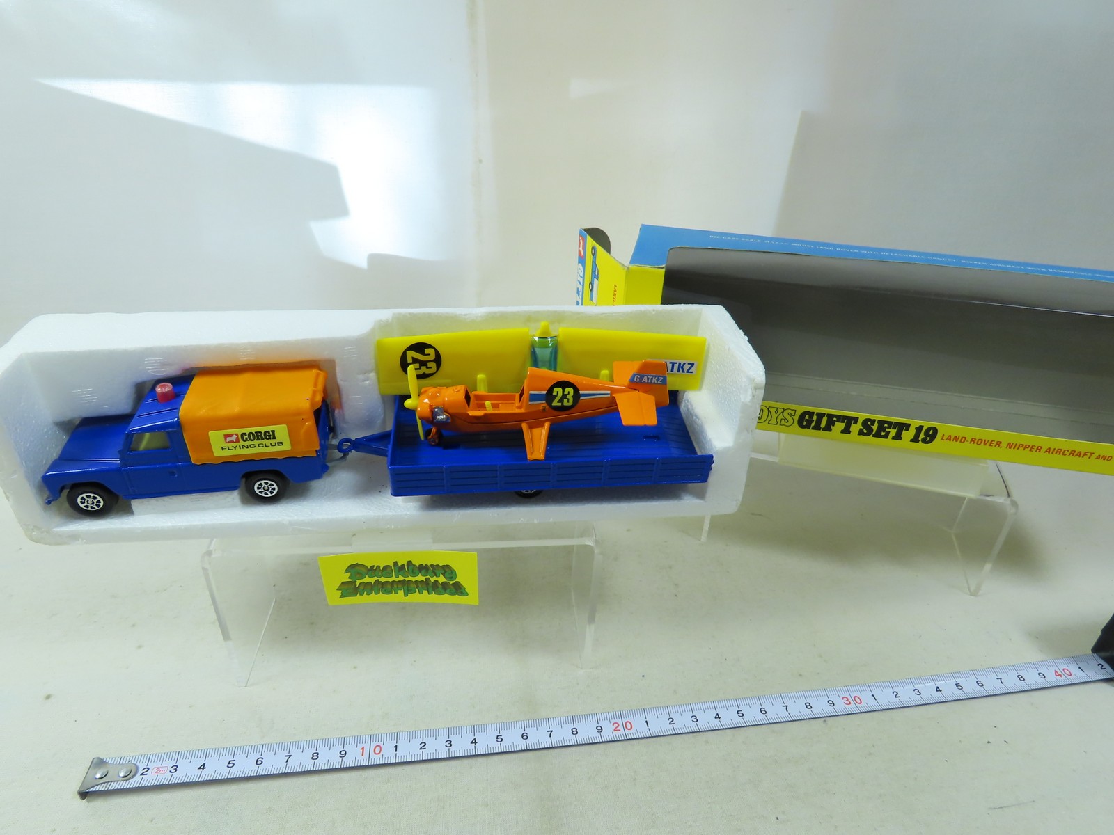 Corgi Gift Set GS 19 Land Rover, Nipper Aircraft and Trailer in OVP 177585 Corgi Gift Set GS 19 Land Rover, Nipper Aircraft and Trailer in OVP 177585