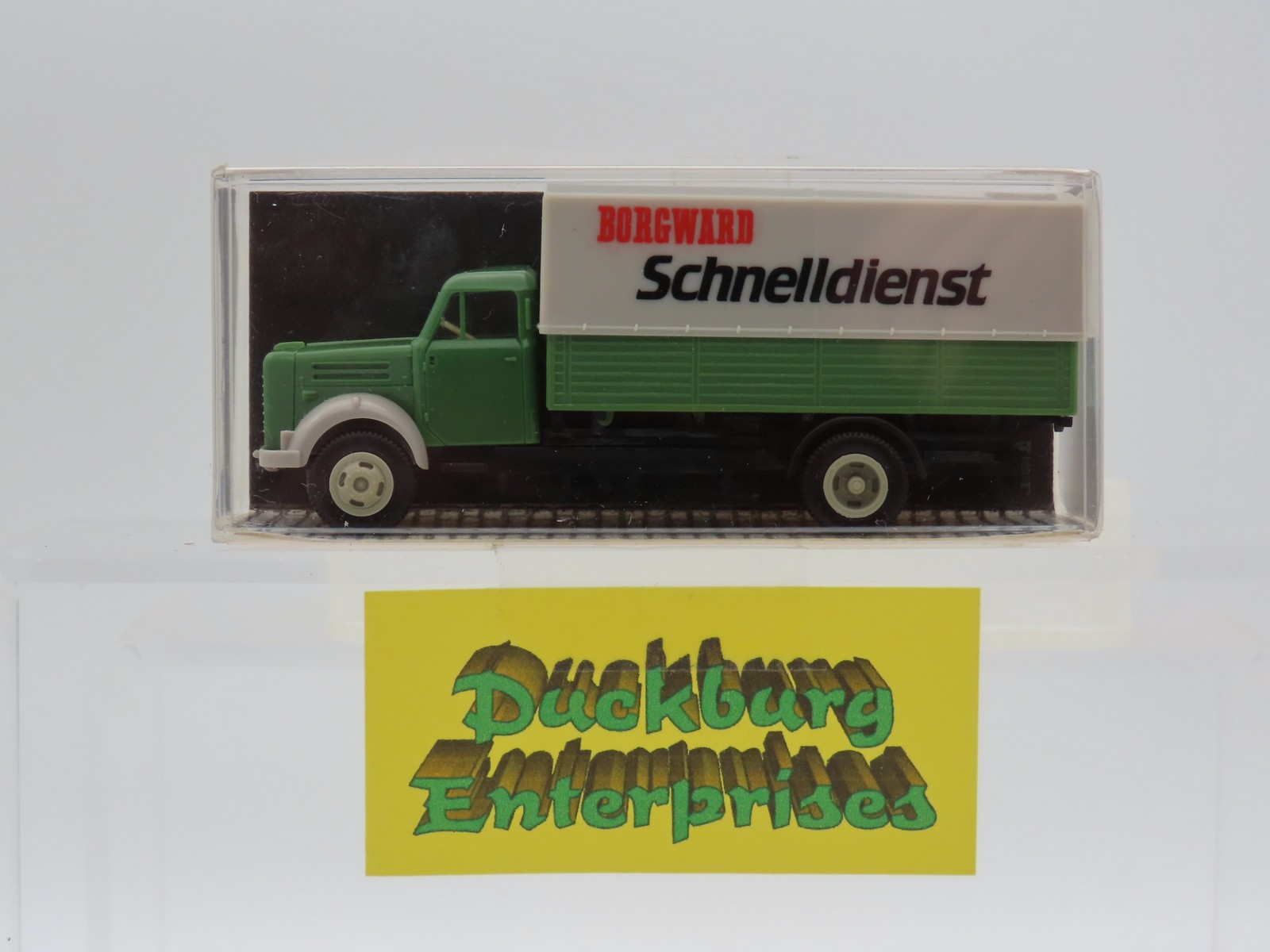 Albedo1:87 LKW x Borgward Schnelldienst Pritsche Plane in OVP 178255 Albedo1:87 LKW x Borgward Schnelldienst Pritsche Plane in OVP 178255