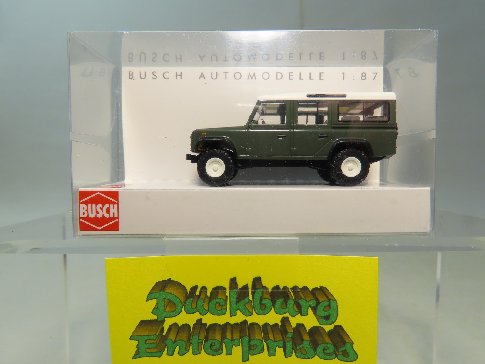Busch 50301 Land Rover Defender Station Wagon 110 oliv in OVP 1:87 177447 Busch 50301 Land Rover Defender Station Wagon 110 oliv in OVP 1:87 177447