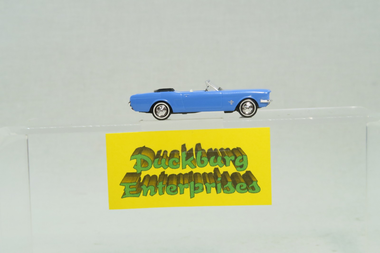Busch 1:87 PKW x Ford Mustang Cabrio hellblau lose 181816 Busch 1:87 PKW x Ford Mustang Cabrio hellblau lose 181816