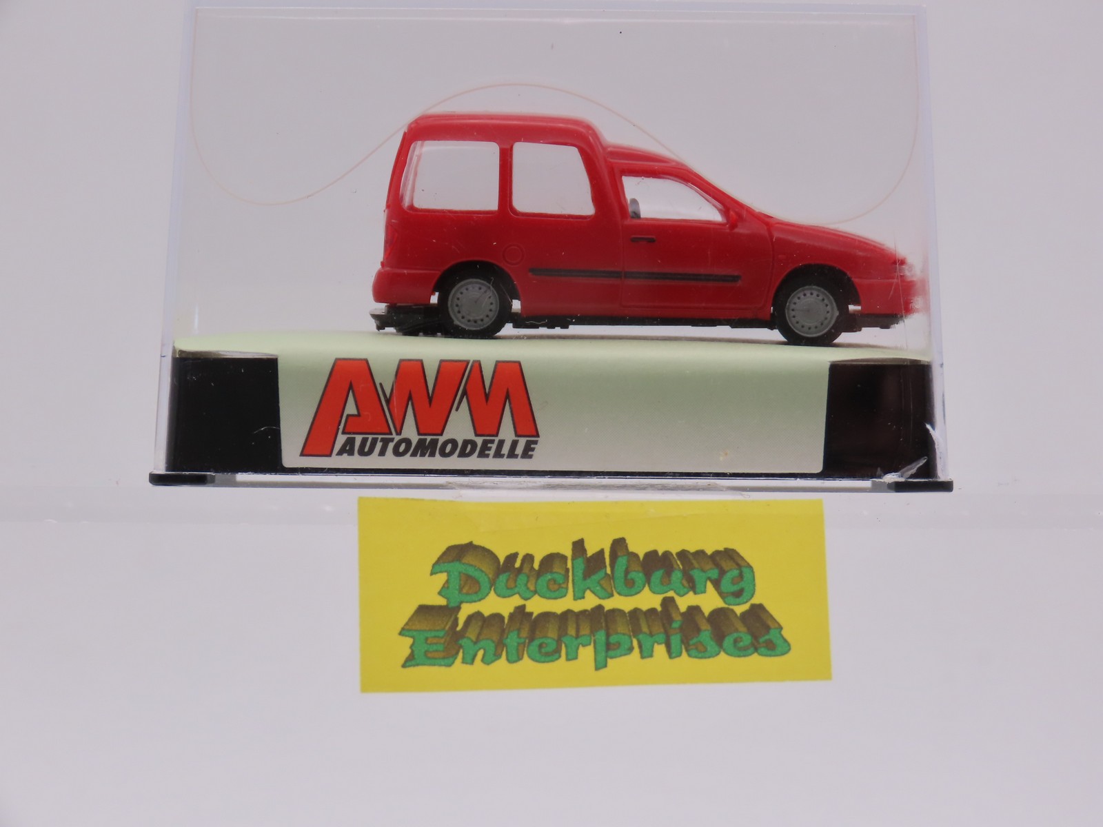 AWM 0200 VW Caddy Kombi rot in OVP 1:87 192877 AWM 0200 VW Caddy Kombi rot in OVP 1:87 192877