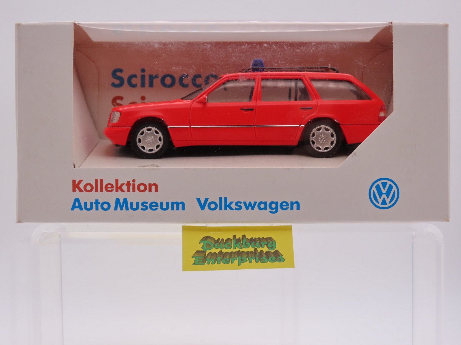 Herpa x Mercedes Benz E 320 T Feuerwehr (falsche Box) in OVP 1:43 179175 Herpa x Mercedes Benz E 320 T Feuerwehr (falsche Box) in OVP 1:43 179175