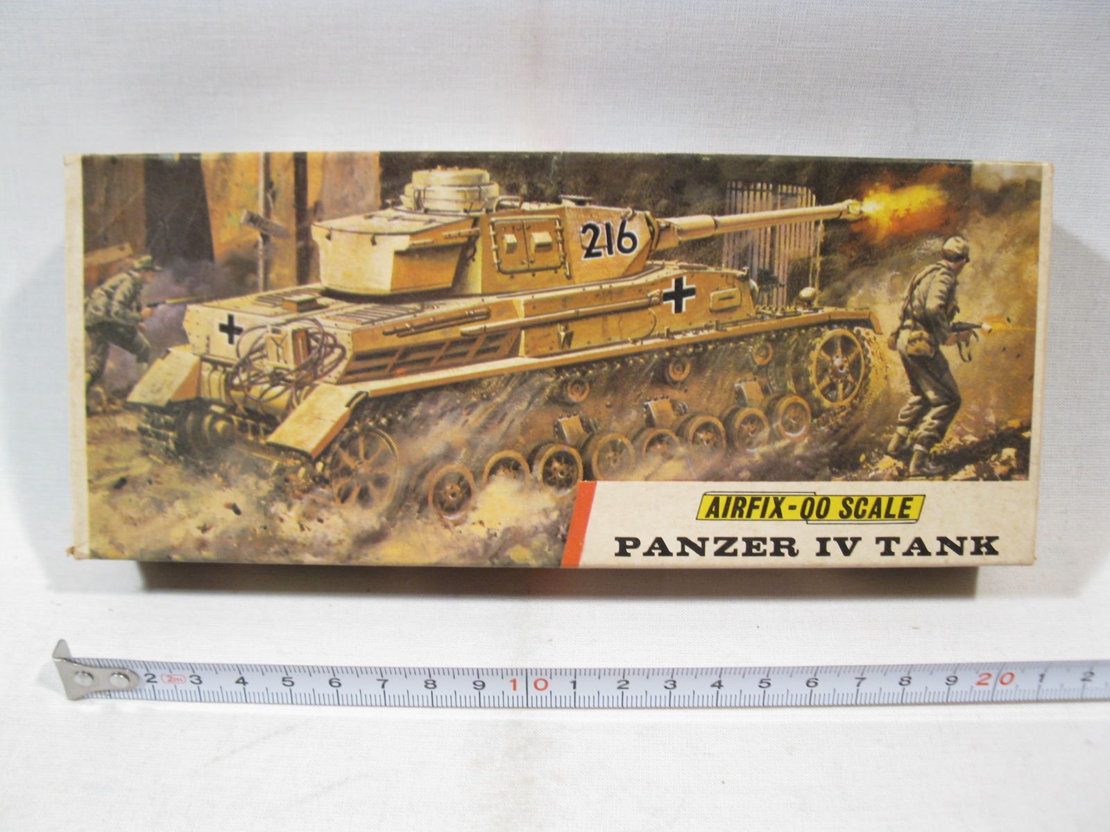 Airfix 208  Panzer IV Tank  1:00  lose in box  mb5181