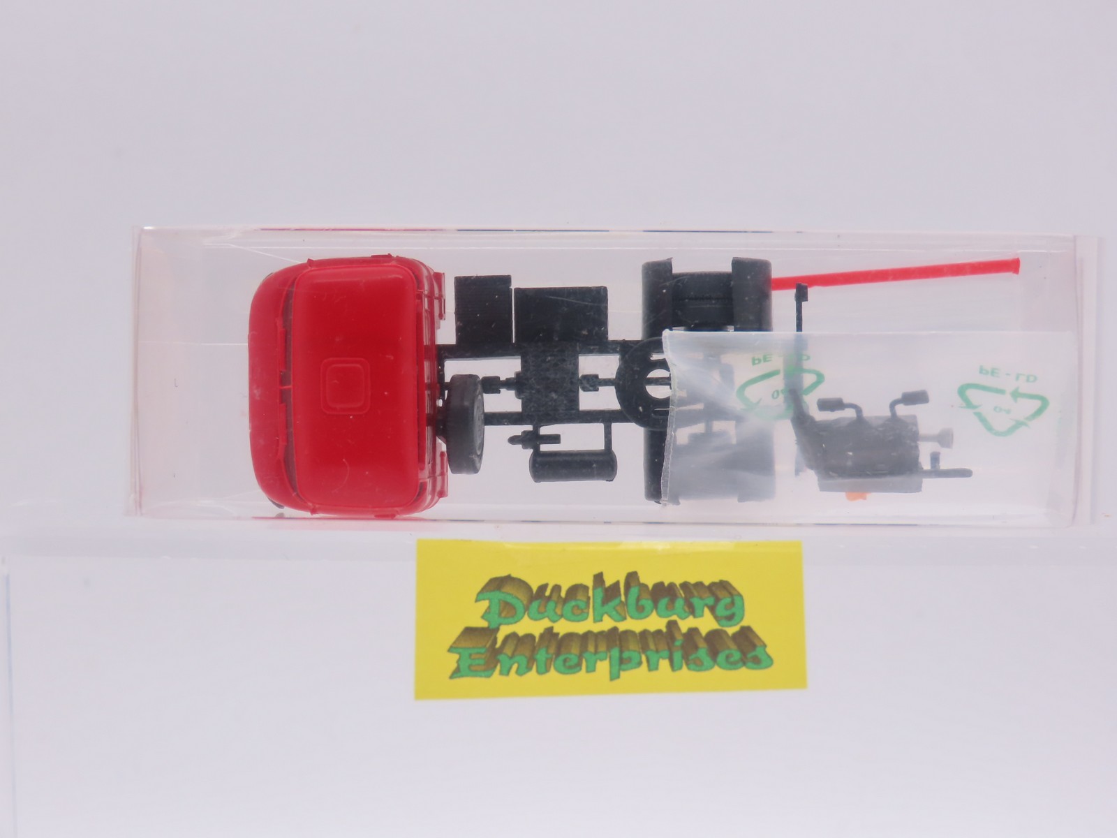 SES 14105400 IFA W 50 Sattel  DDR Zugmaschine rot in OVP 1:87 188001