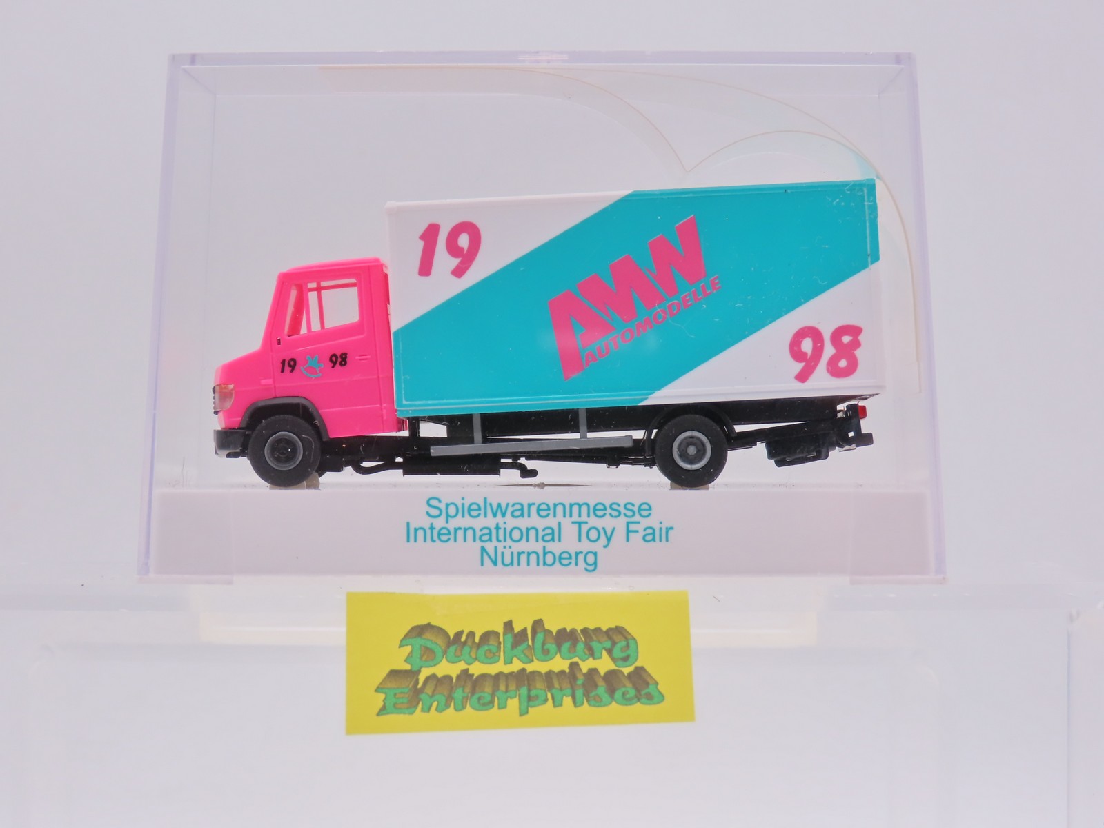 AMW x Mercedes Vario Spielwarenmesse Nürnberg 1998 pink in OVP 1:87 188101