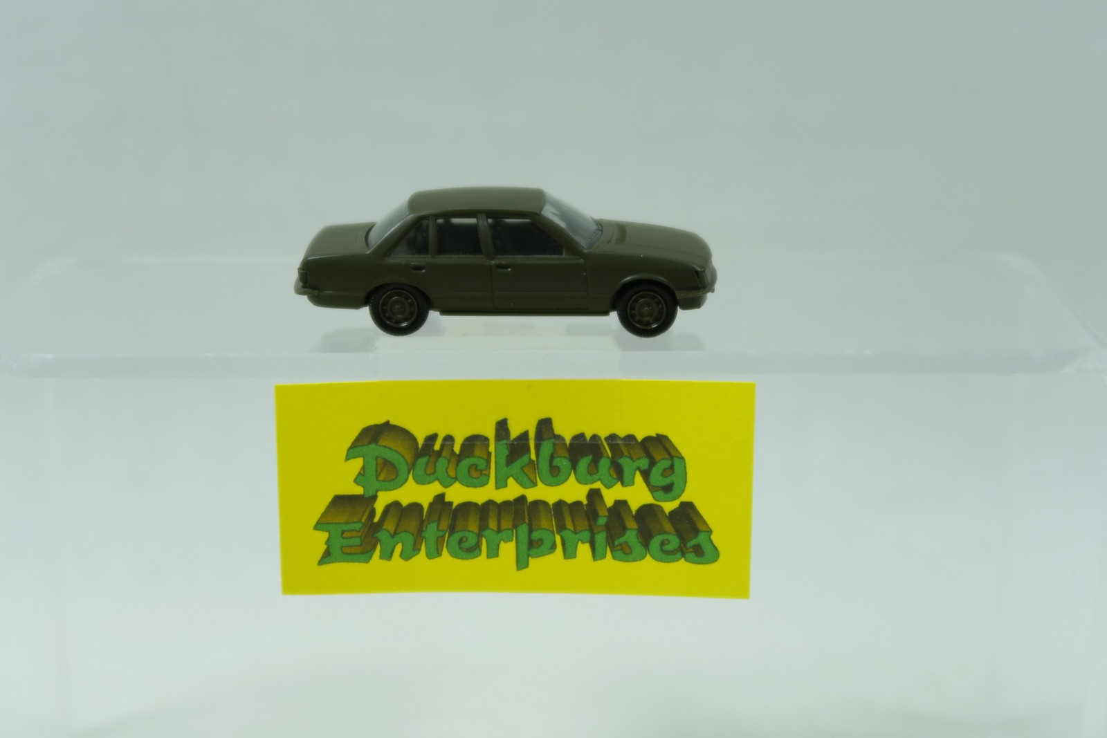 Maag 1:87 PKW x Opel Rekord Berlina 2 E Bundeswehr Oliv lose 170923 Maag 1:87 PKW x Opel Rekord Berlina 2 E Bundeswehr Oliv lose 170923
