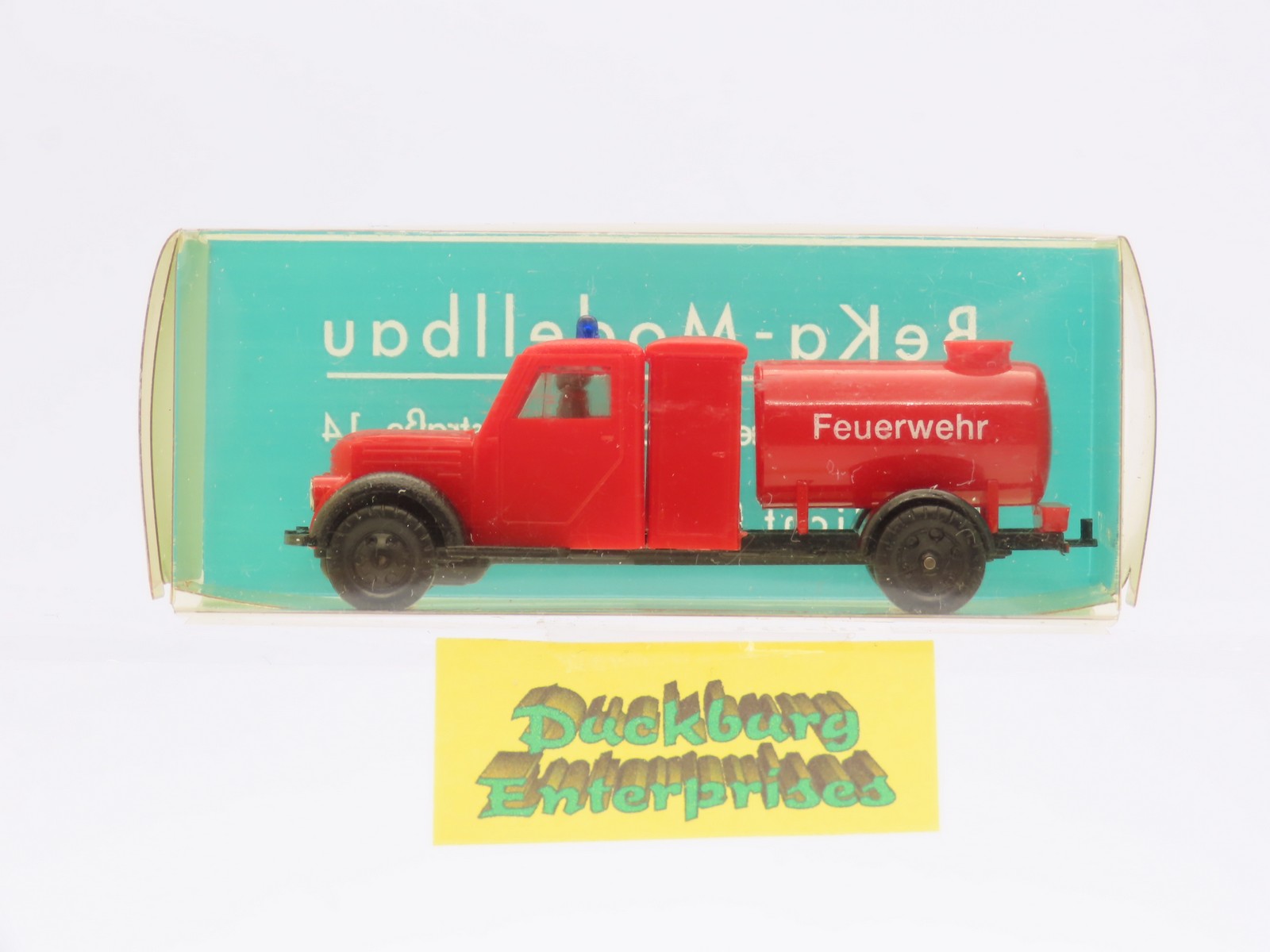 Beka 026 Garant Feuerwehr Wasserwagen rot in OVP 1:87 187987