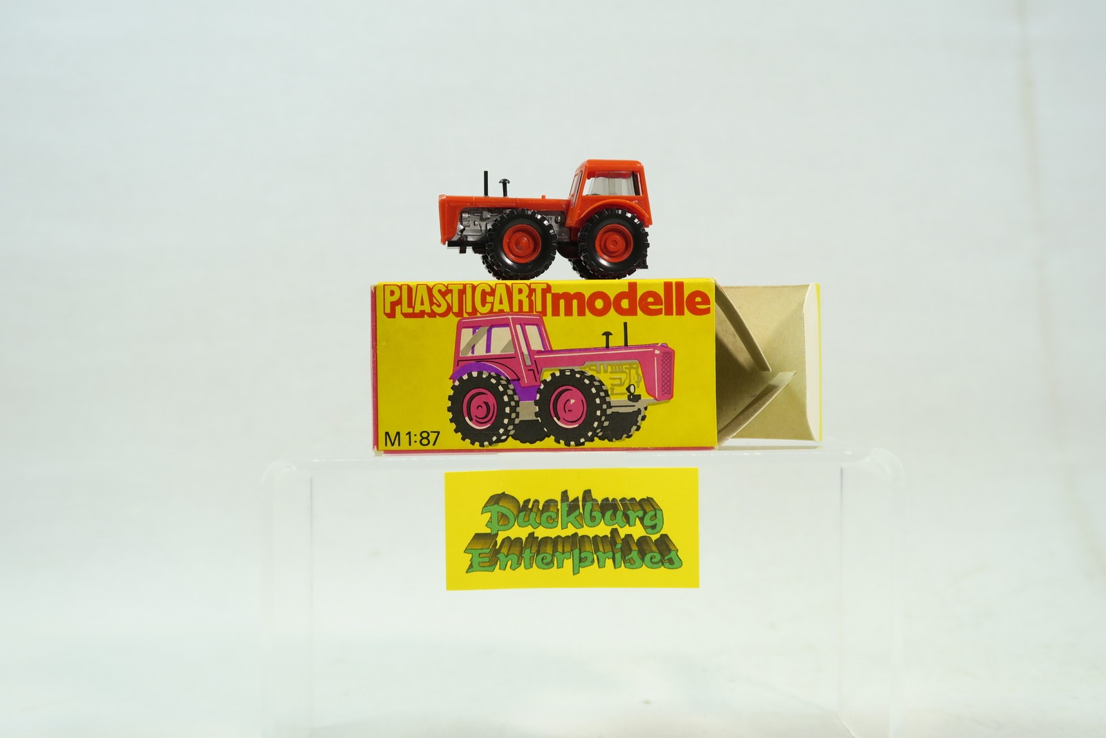 DDR Plasticart 1:87 LKW x Dieseltraktor D 4 K in OVP 174741 DDR Plasticart 1:87 LKW x Dieseltraktor D 4 K in OVP 174741
