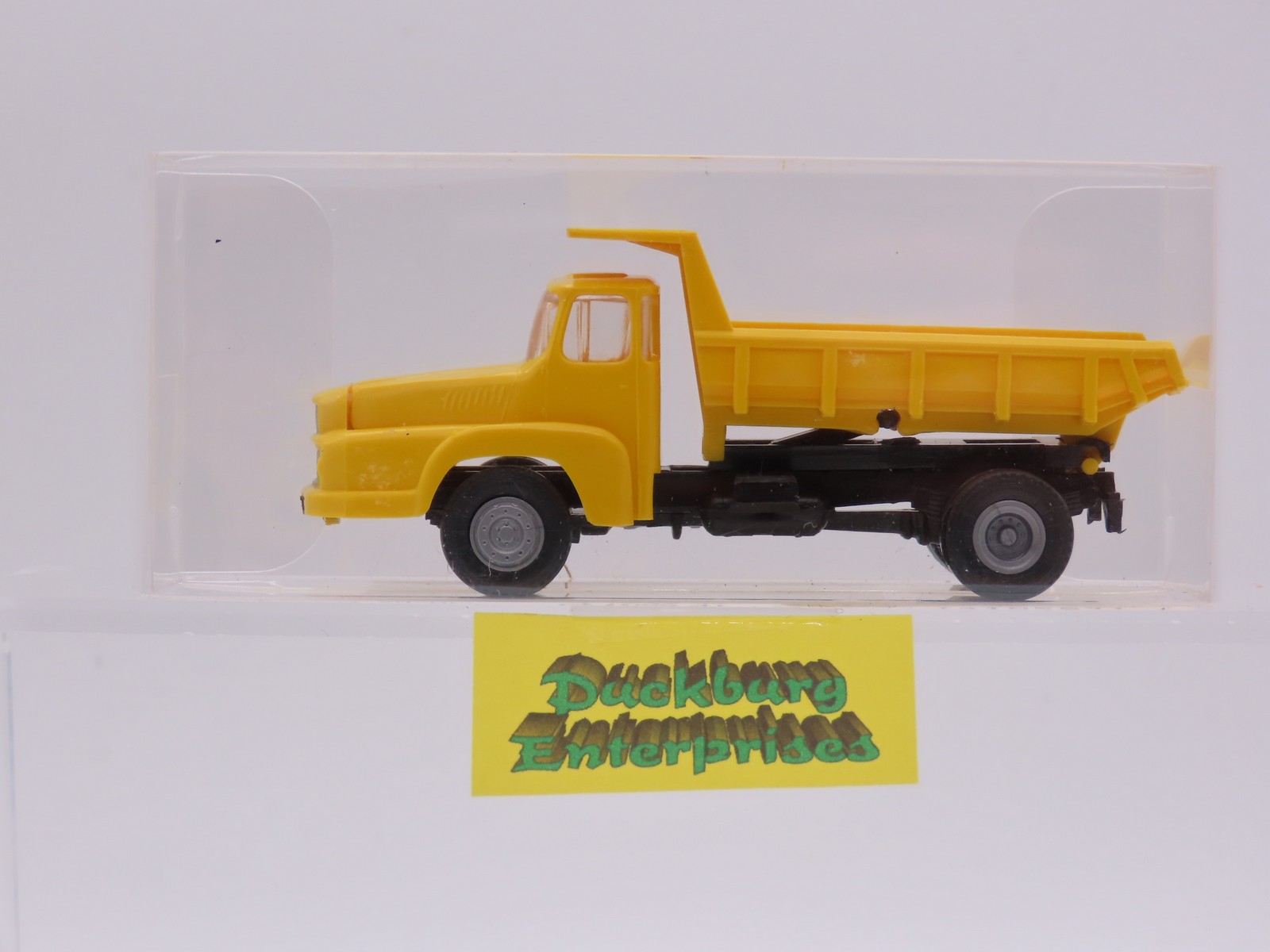 SES 14106841 Unic Muldenkipper gelb in OVP 1:87 187999 SES 14106841 Unic Muldenkipper gelb in OVP 1:87 187999