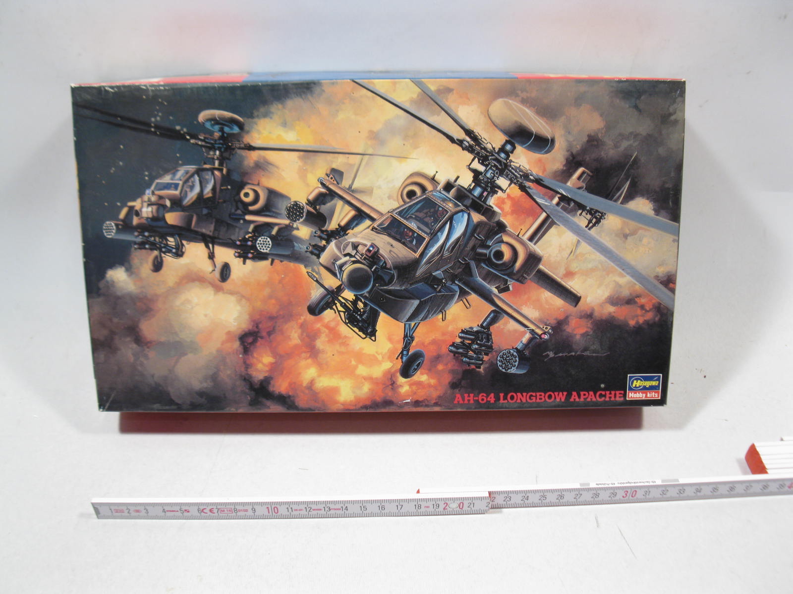 Hasegawa 02903 AH-64 Longbow Apache 1:72  lose in Box mb8649