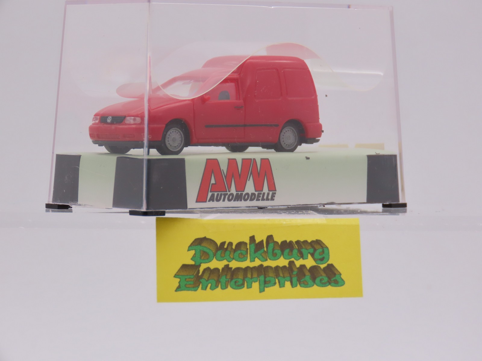 AWM 0725 VW Caddy Kasten rot in OVP 1:87 192875