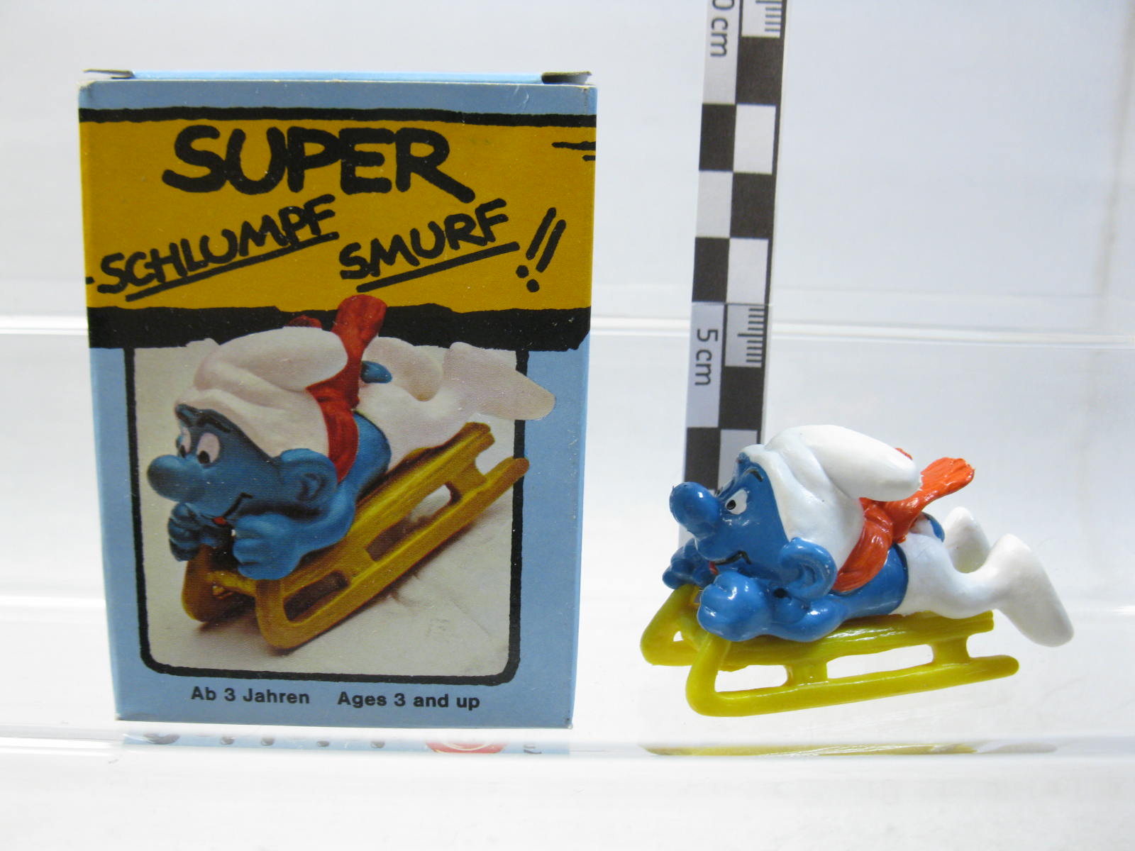 Rennrodler in Box Super Schlumpf Schleich 40201 smurf 131016 Rennrodler in Box Super Schlumpf Schleich 40201 smurf 131016